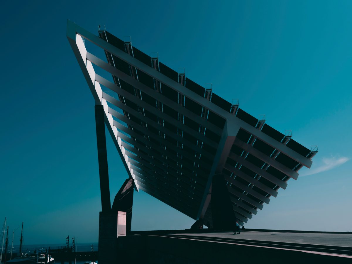 Detail eines Solar-Montagesystems aus Aluminium